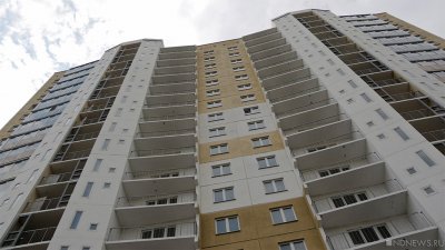 В Хабаровске пятилетняя девочка упала с седьмого этажа и выжила